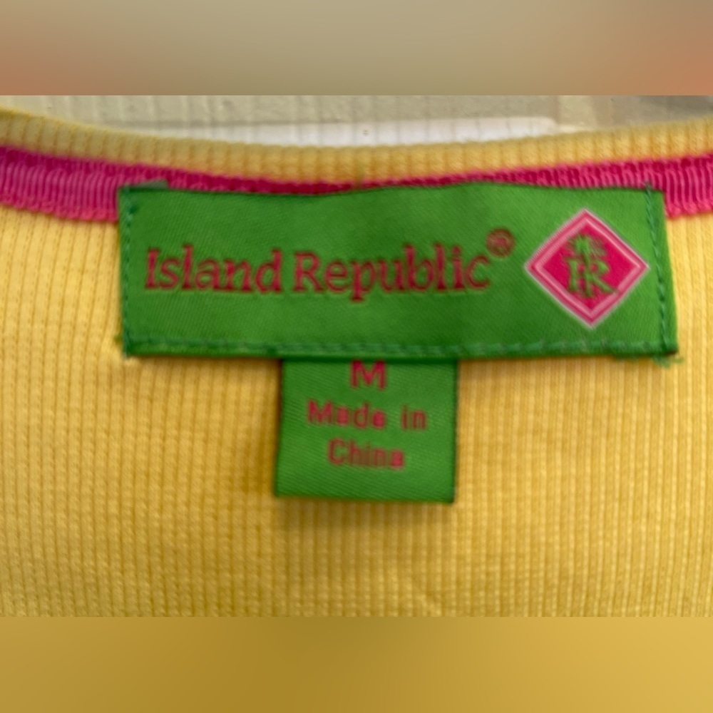 ☀️🌴Island Republic Ruffled Ribbed Stretch Yellow Tank Top Size Medium - Picture 3 of 8